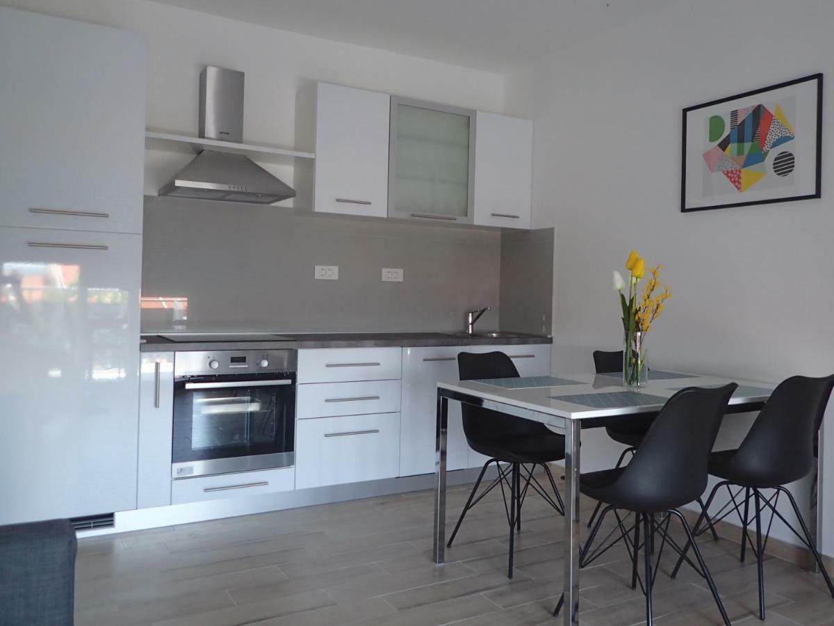 Apartments Del Mar ซริกเวนิซา ภายนอก รูปภาพ