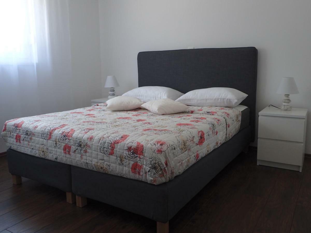 Apartments Del Mar ซริกเวนิซา ภายนอก รูปภาพ