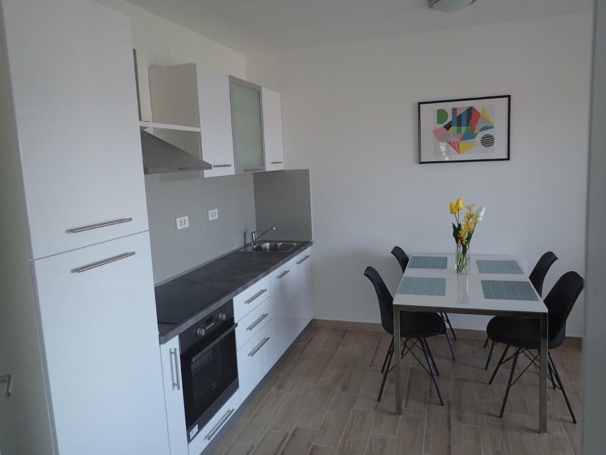 Apartments Del Mar ซริกเวนิซา ภายนอก รูปภาพ